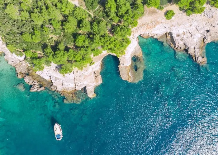 Villa Cissa By Guide Peroj